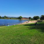 © Baignade - Plan d'eau de la Loge - Combrailles Auvergne Tourisme