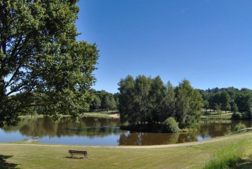 Aire naturelle - Camping municipal libre La Bregirolle