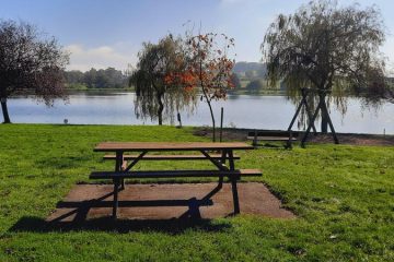 © Circuit poussette - Plan d'eau de la Prade Servant - Combrailles Auvergne Tourisme